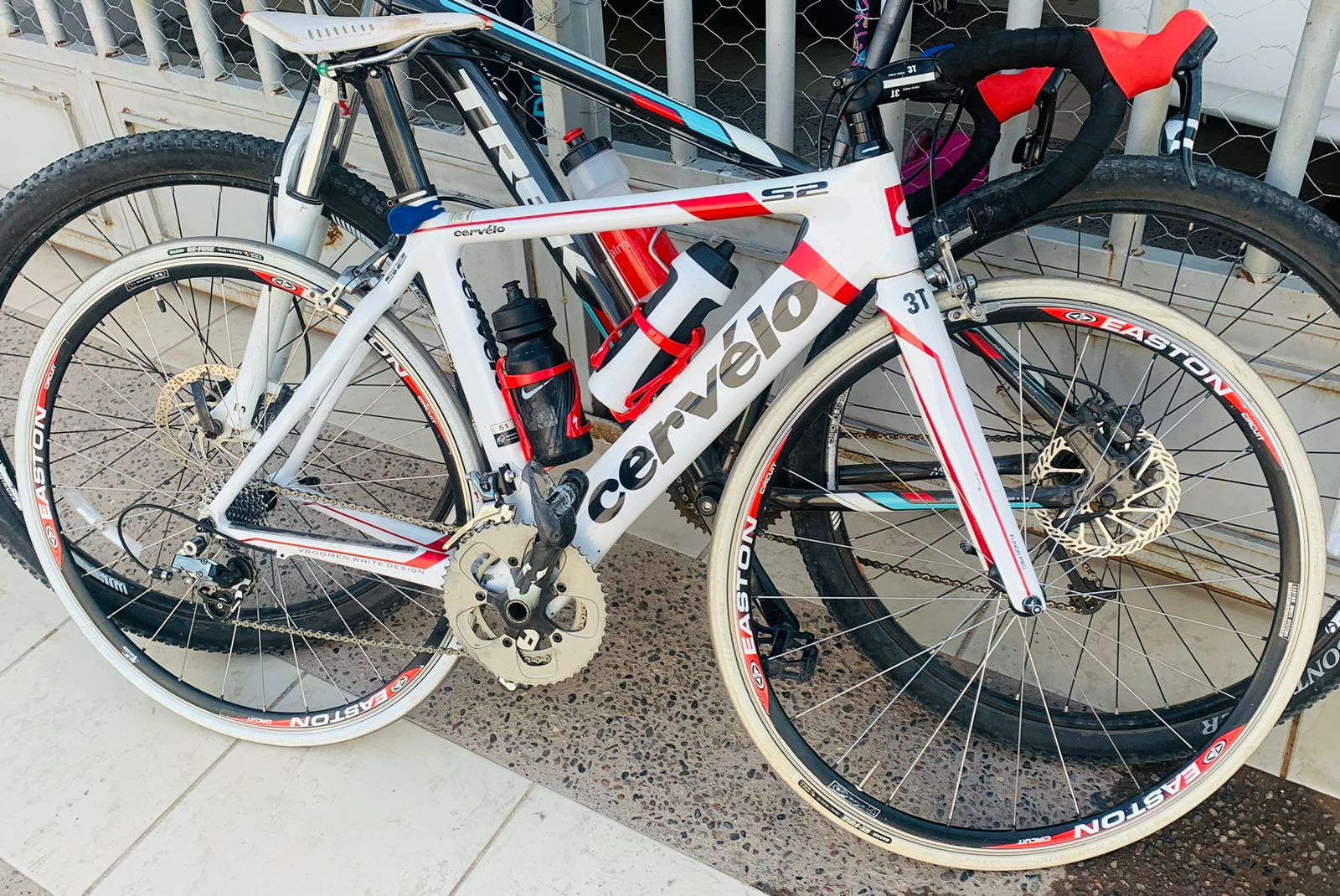 Roban su bicicleta a la triatleta sinaloense Julieta Ibarra; pide ayuda para localizarla