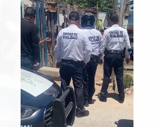 Mario se roba una computadora de un restaurante y es detenido por policías municipales de Ahome