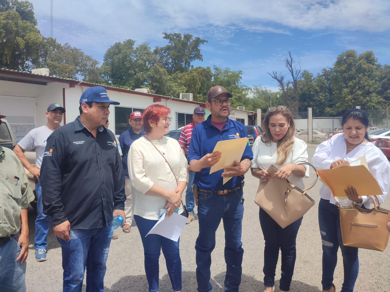 Sin ánimos de jubilarse: Reinstalan a Alejandro Pimentel y compañeros en el Ayuntamiento de Guasave