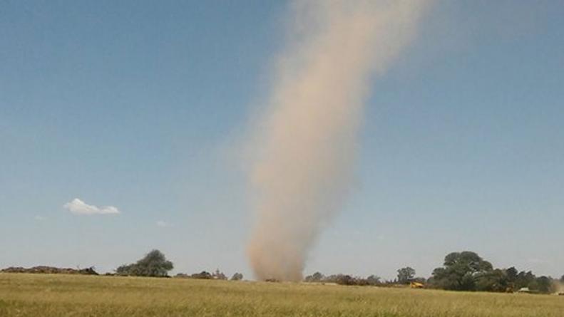 Clima: Meteorológico prevé la formación de torbellinos y tornados en estos estados; continuará onda de calor