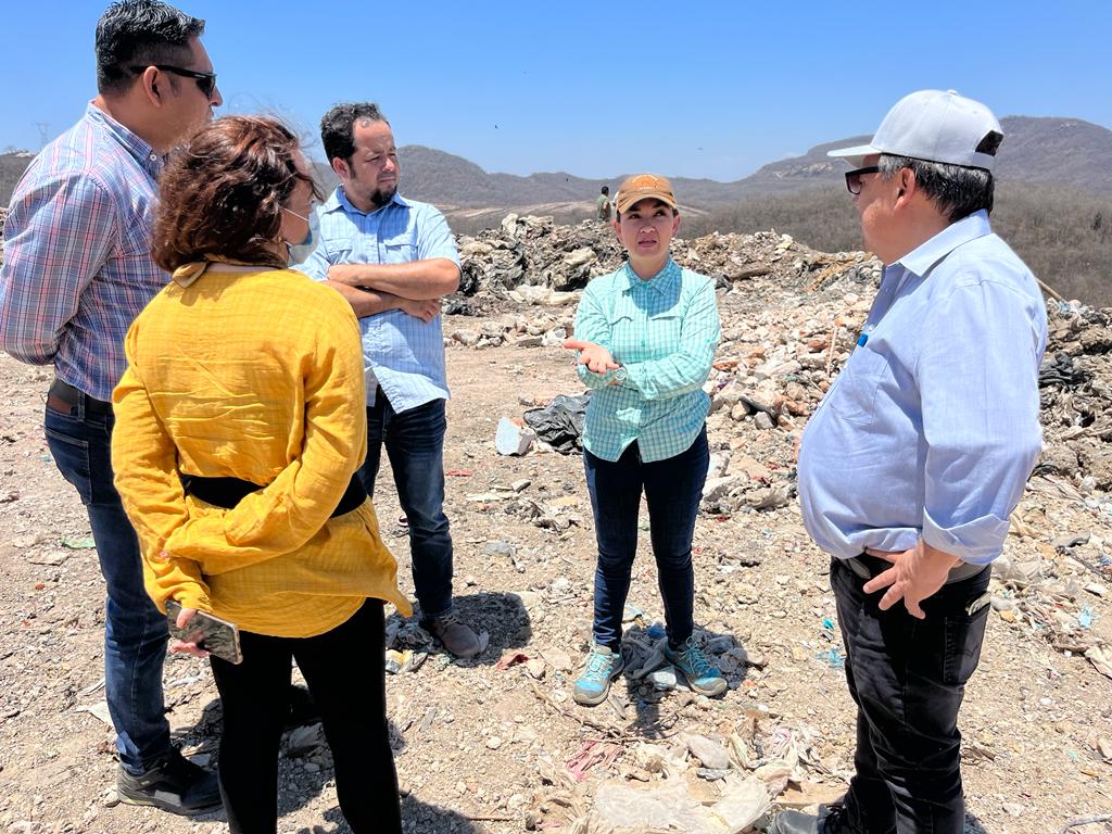 Trabajan en conjunto Gobierno de Mazatlán y Sebides para regularizar el basurón
