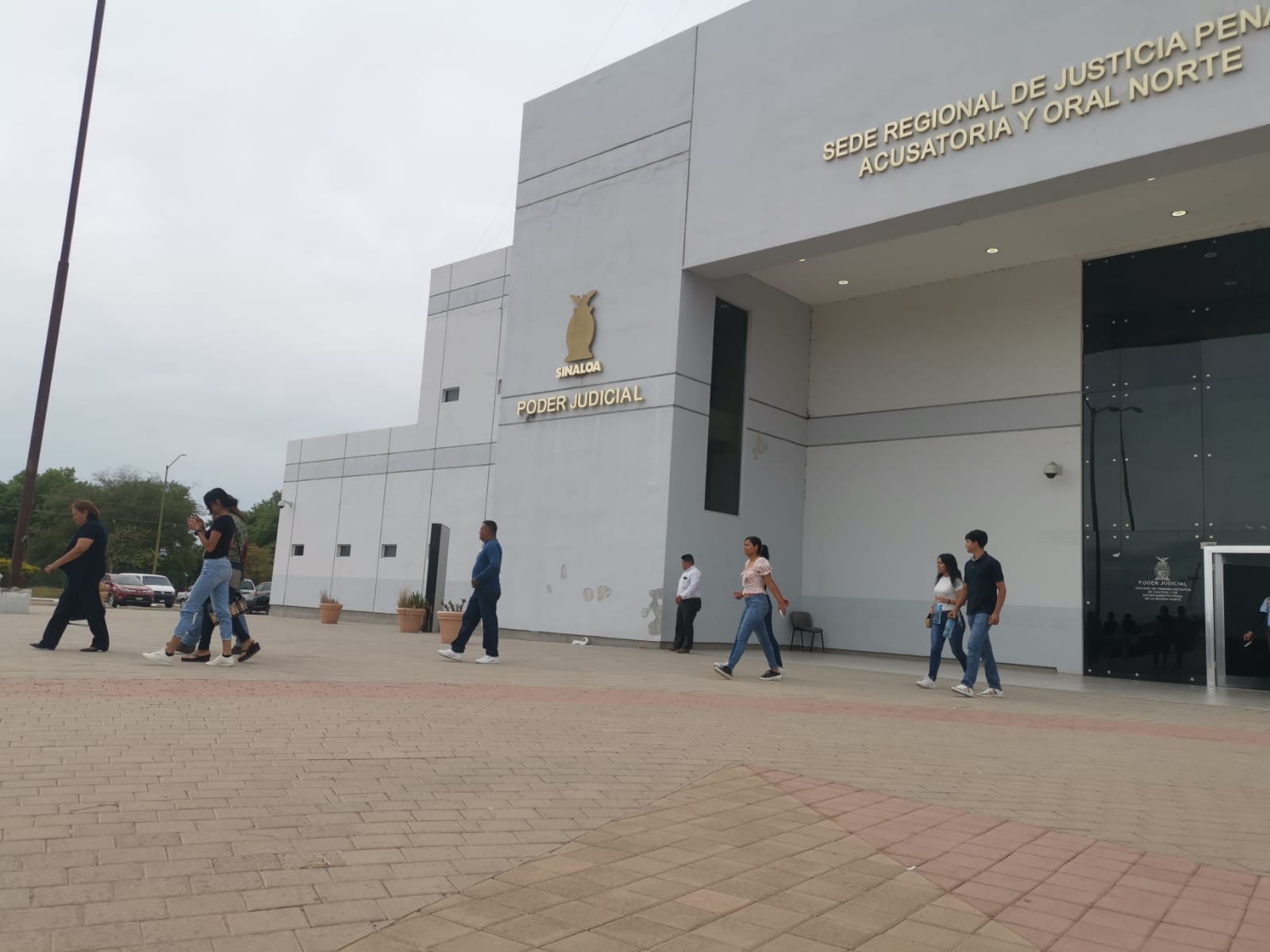 Vinculan a proceso a un hombre por violación de su hijastra de 8 años en Ahome