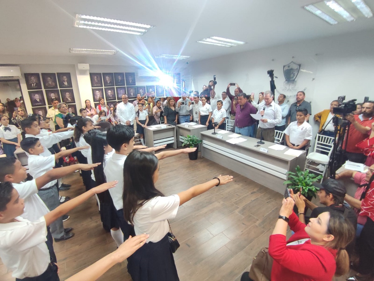 Cabildo Infantil de Ahome expone problema del acoso escolar y falta de atención a infraestructura educativa