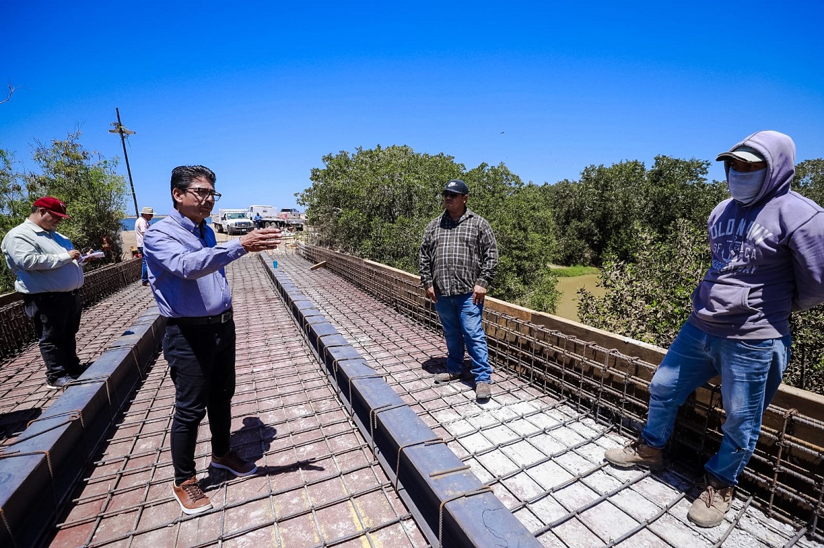 En apoyo a los acuacultores reconstruyen puente vehicular en los límites de La Brecha con Angostura
