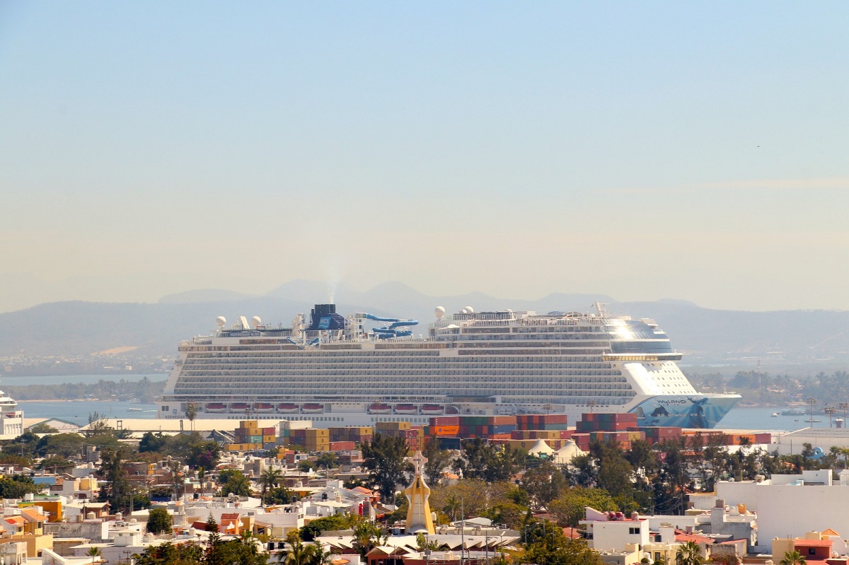 ¡Viento en popa! Van 342 mil personas que recorren Mazatlán provenientes de cruceros en primeros meses de 2023