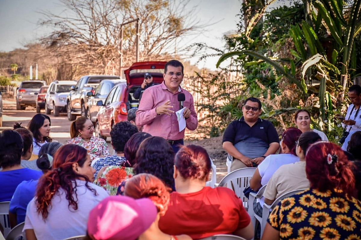 Suma Villa Unión, en Mazatlán, más de 450 kilómetros de caminos rehabilitados