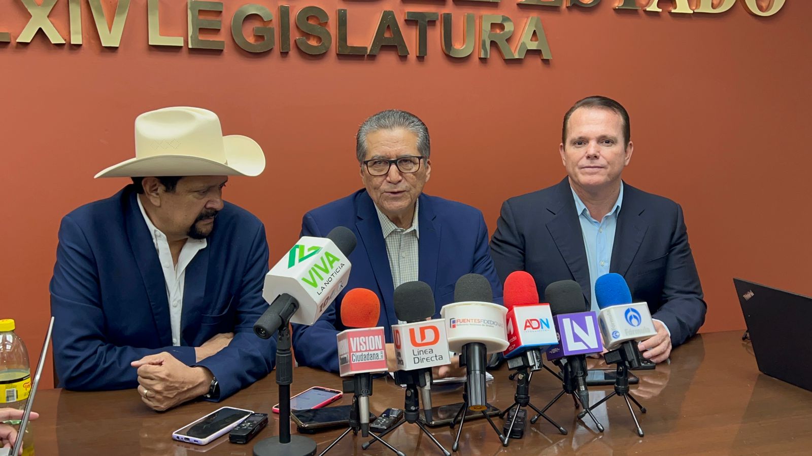 El Congreso no está paralizado; se han aprobado 556 iniciativas: Feliciano Castro