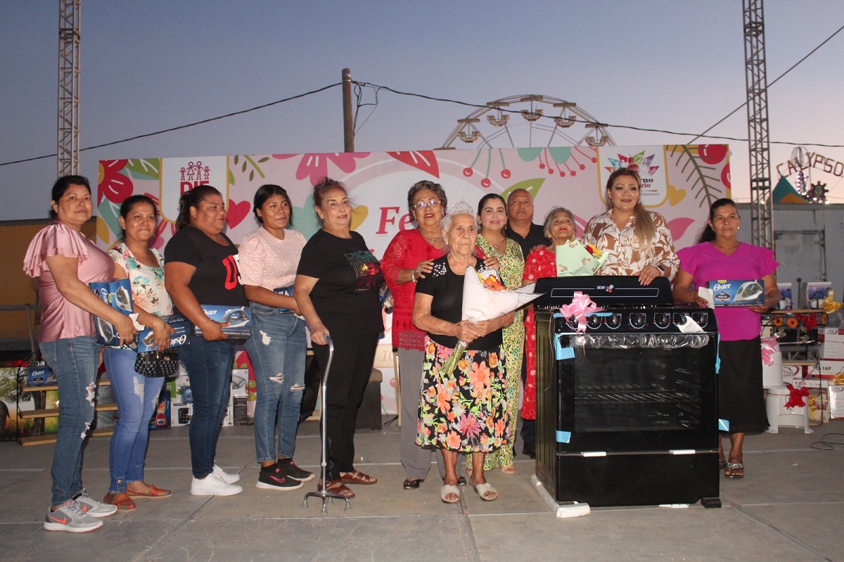 Rosario cerró con broche de oro su Feria de la Primavera 2023, celebrando a las Reinas del Hogar