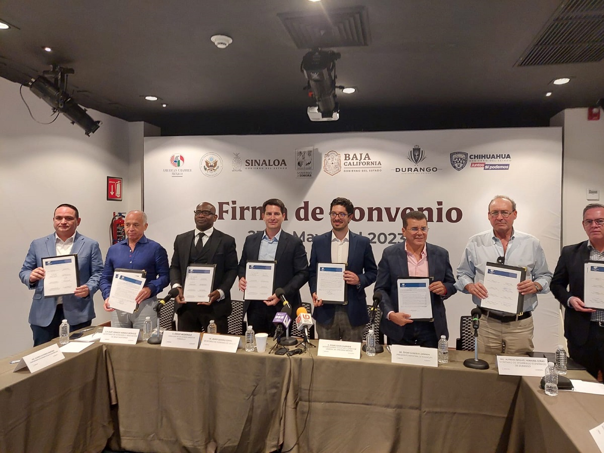 Frisco McDonald, del Consulado de EUA, ve como histórico nuevo convenio firmado en Mazatlán