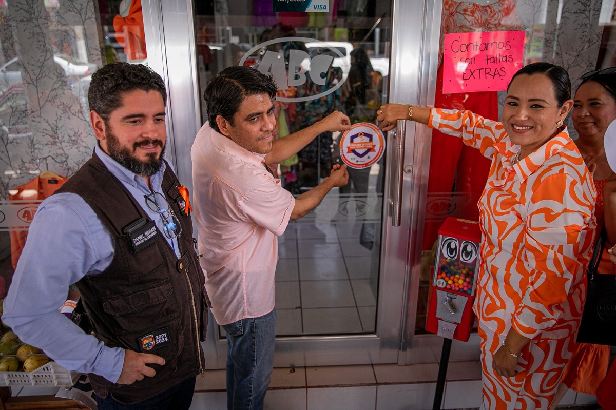 Lanzan campaña en Guasave para hacer de comercios lugares seguros para mujeres y niñas en riesgo