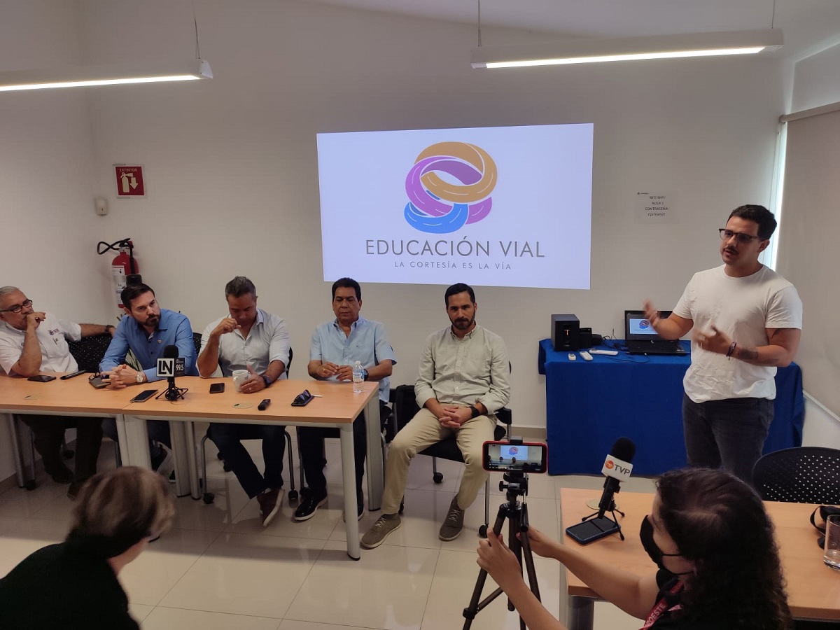 Con la campaña “Educación Vial La Cortesía es la Vía”, buscarán poner orden y conciencia a conductores en Mazatlán