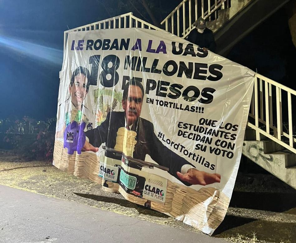 “Yo me deslindo de las mantas”: Rocha sobre lonas que aparecieron en contra de la UAS