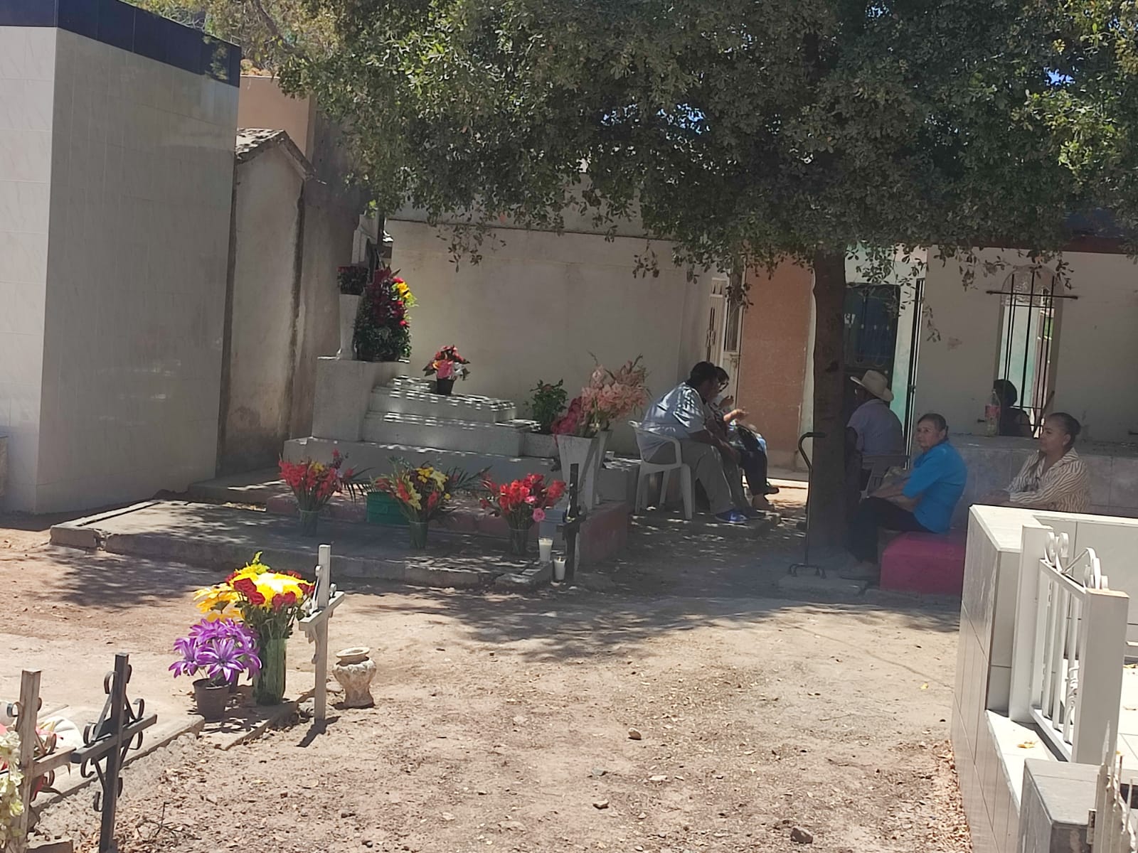 El 10 de mayo, panteón municipal de Guasave registra apenas un tercio de las visitas que en Día de Muertos