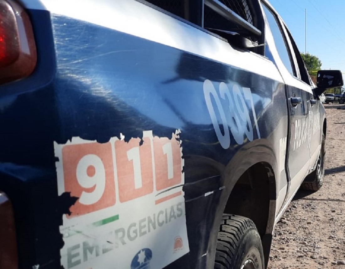 Sujetos armados vestidos de negro le despojan 20 mil pesos a hombre al salir del banco en Culiacán