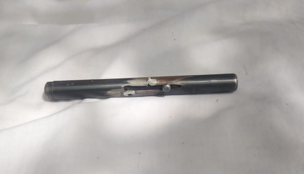 ¿Una pluma? Es una de las 16 pistolas canjeadas el primer día de campaña de donación de armas en Culiacán y Navolato