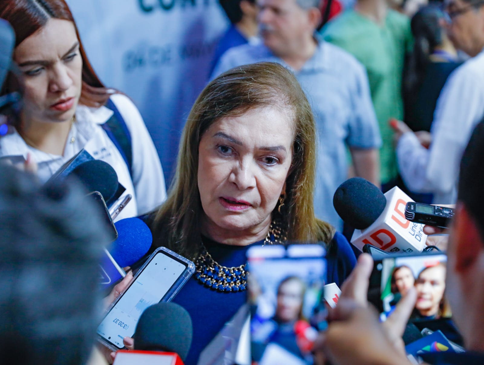 No hay órdenes de aprehensión ni contra Cuén ni contra el rector: Fiscal; “me he sentido atacada por ellos”