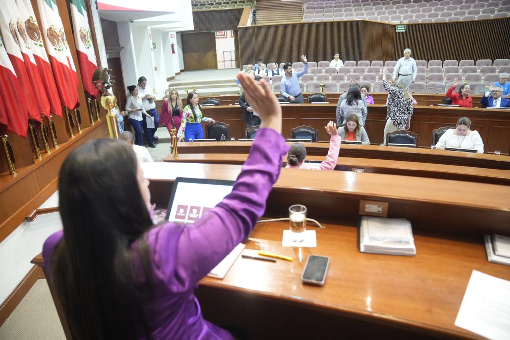 Avanza iniciativa de Rocha para entregar apoyo económico a hijos de víctimas de feminicidio; se turnó a comisiones