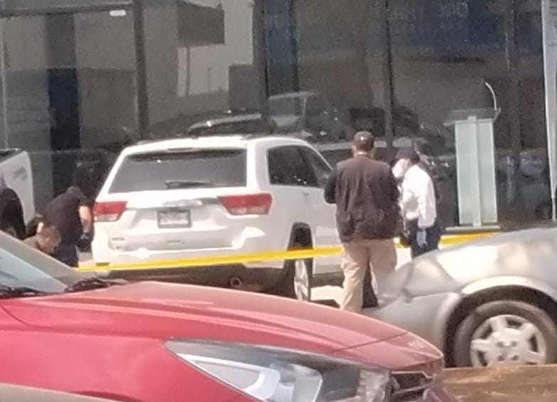 A balazos despojan efectivo a un hombre en el corredor automotriz de Culiacán