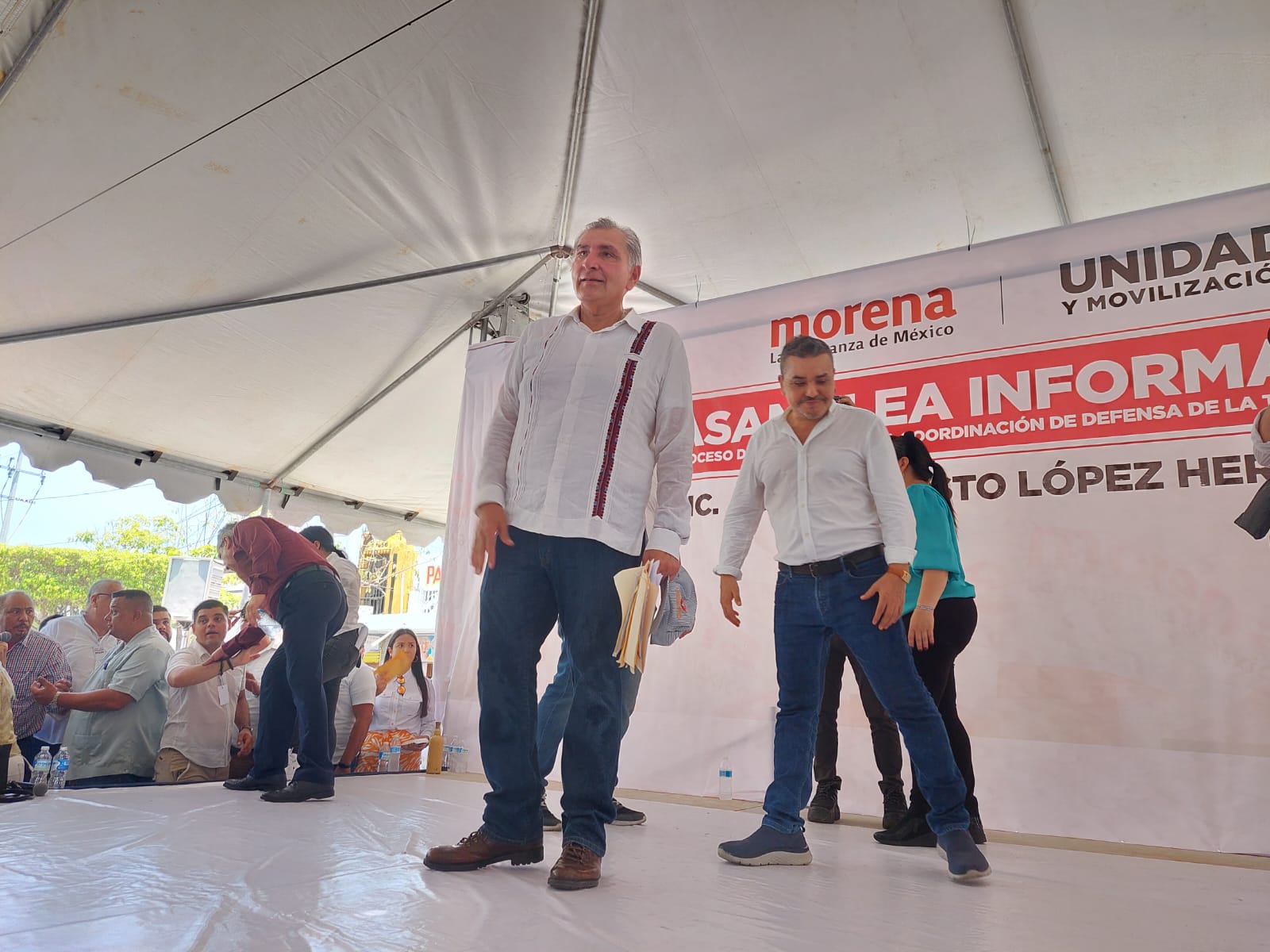 Adán Augusto arremetió contra los medios, la SCJN y prometió continuidad de pensiones en visita a Mazatlán