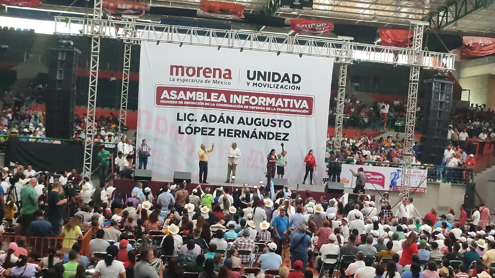 Adán Augusto sostiene su asamblea informativa en Los Mochis