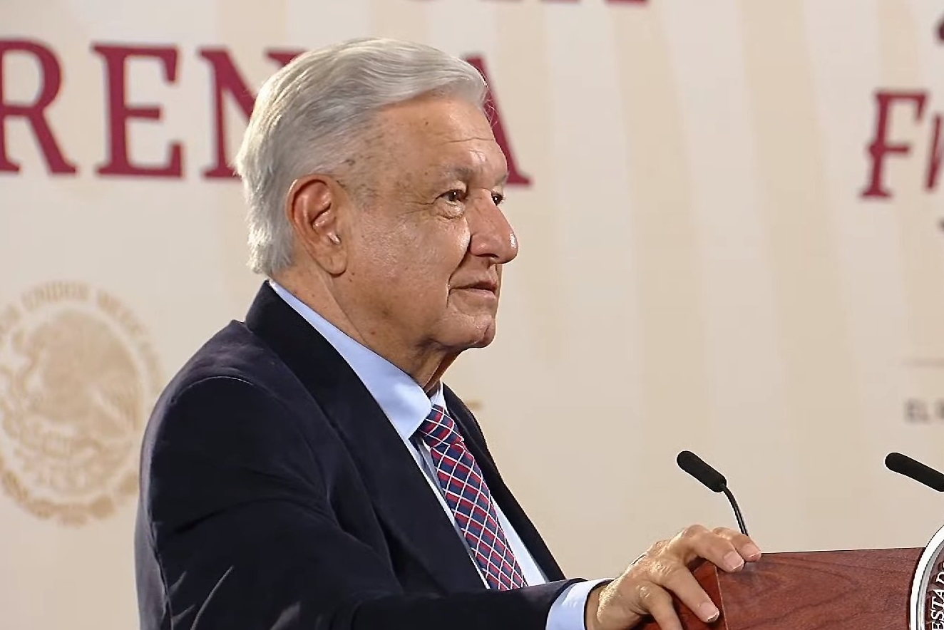 Analiza AMLO establecer decreto para evitar endeudamiento de estados en gastos de publicidad