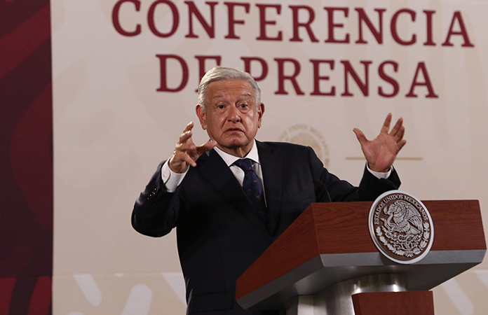 ‘Quieren sacar una pluri’: AMLO sobre los participantes al proceso interno de la oposición