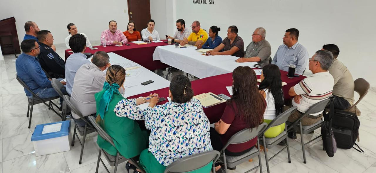 Ayuntamiento de Navolato se ubica en primer lugar estatal en funcionarios capacitados según ISDESOL