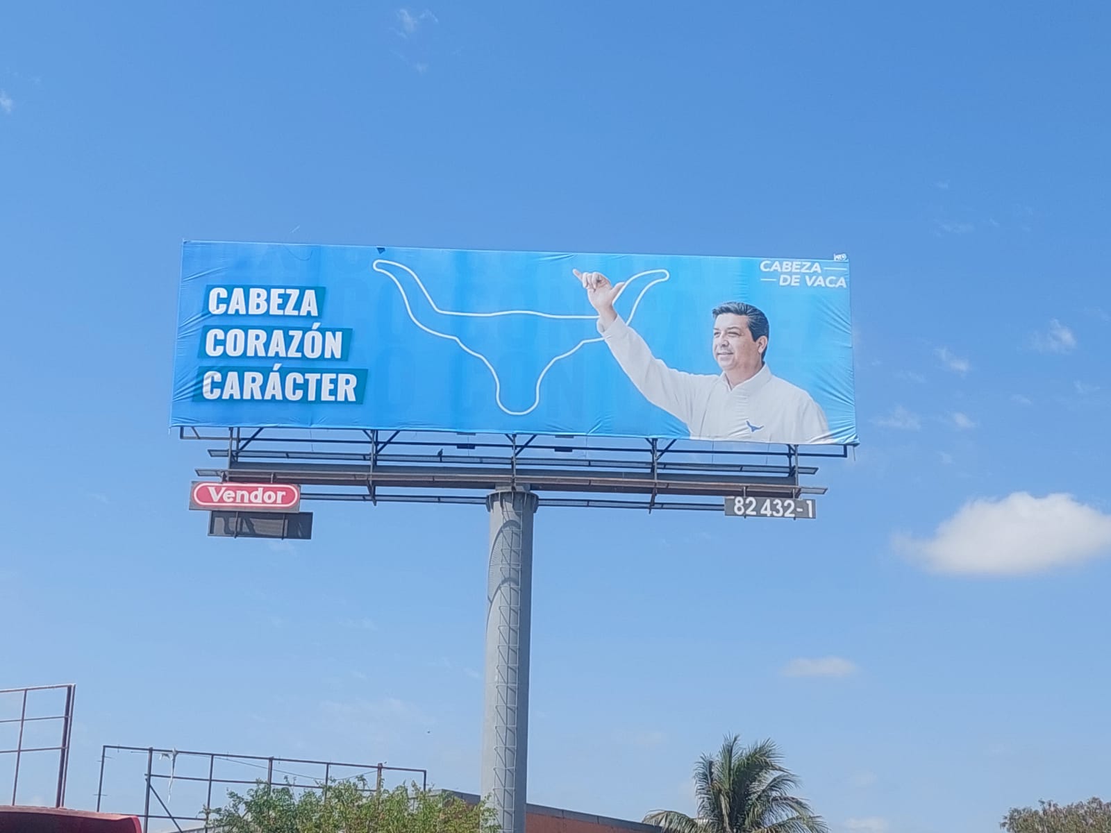 No están solas las ‘corcholatas’, Cabeza de Vaca también tiene sus espectaculares