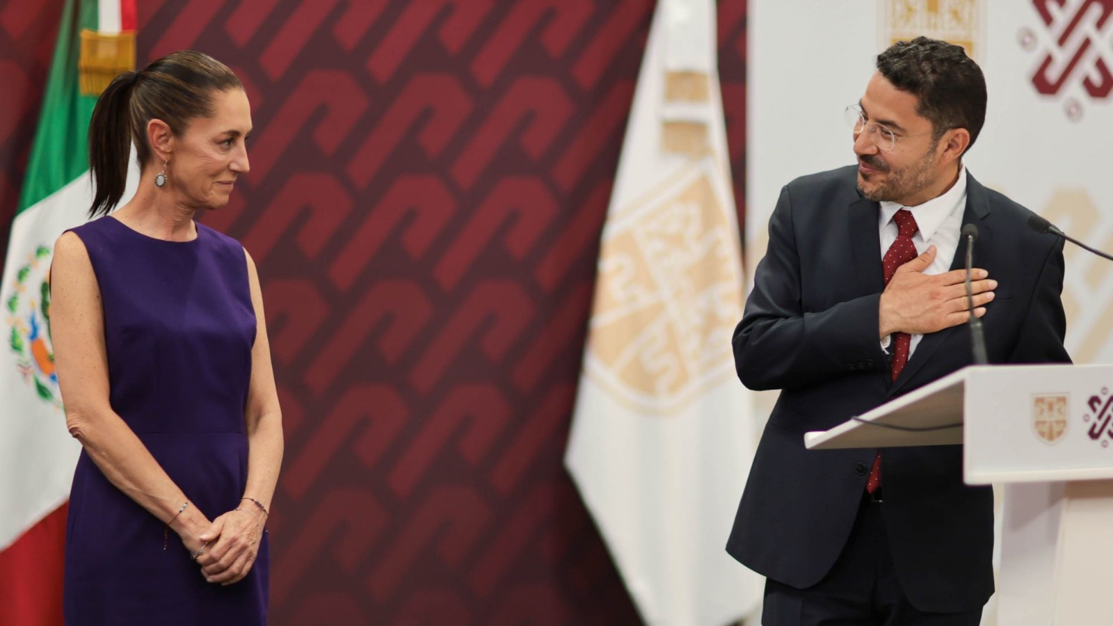 A favor López Obrador de que Martí Batres releve a Claudia Sheinbaum en la jefatura de gobierno de la CDMX