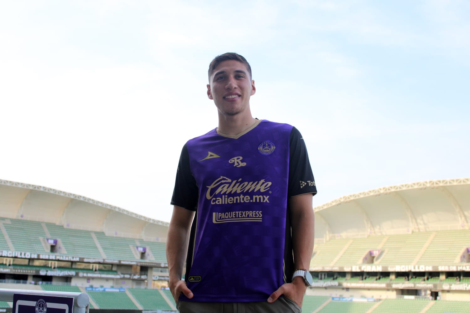 El defensa mexicano Luis Olivas es nuevo refuerzo del Mazatlán FC