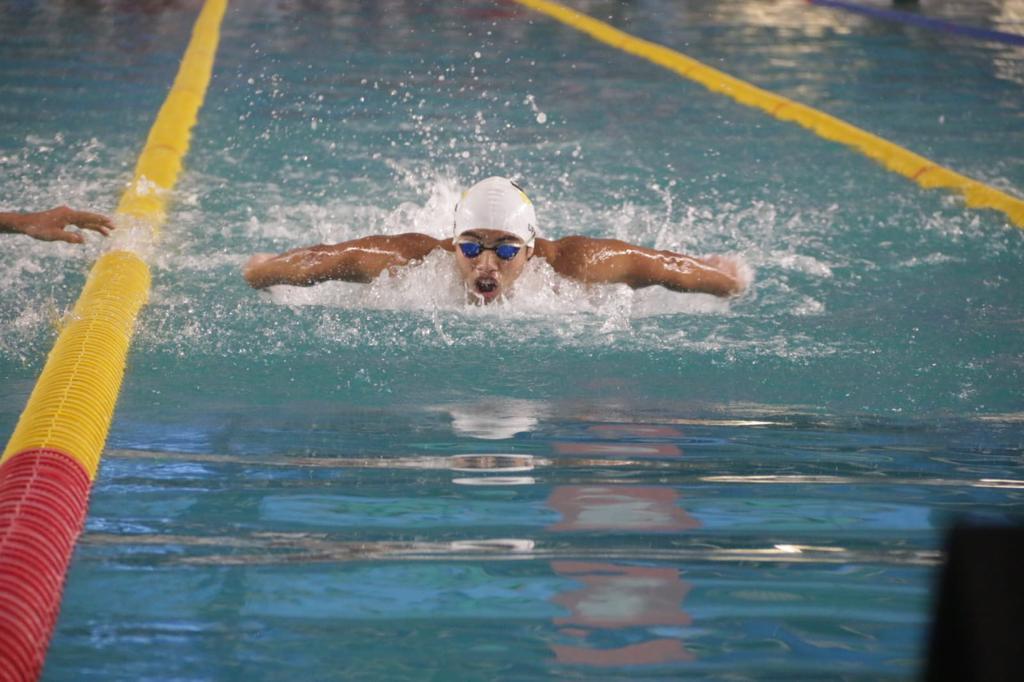 El sinaloense Luis Urías se cuelga la medalla de plata en Natación de Nacionales CONADE 2023