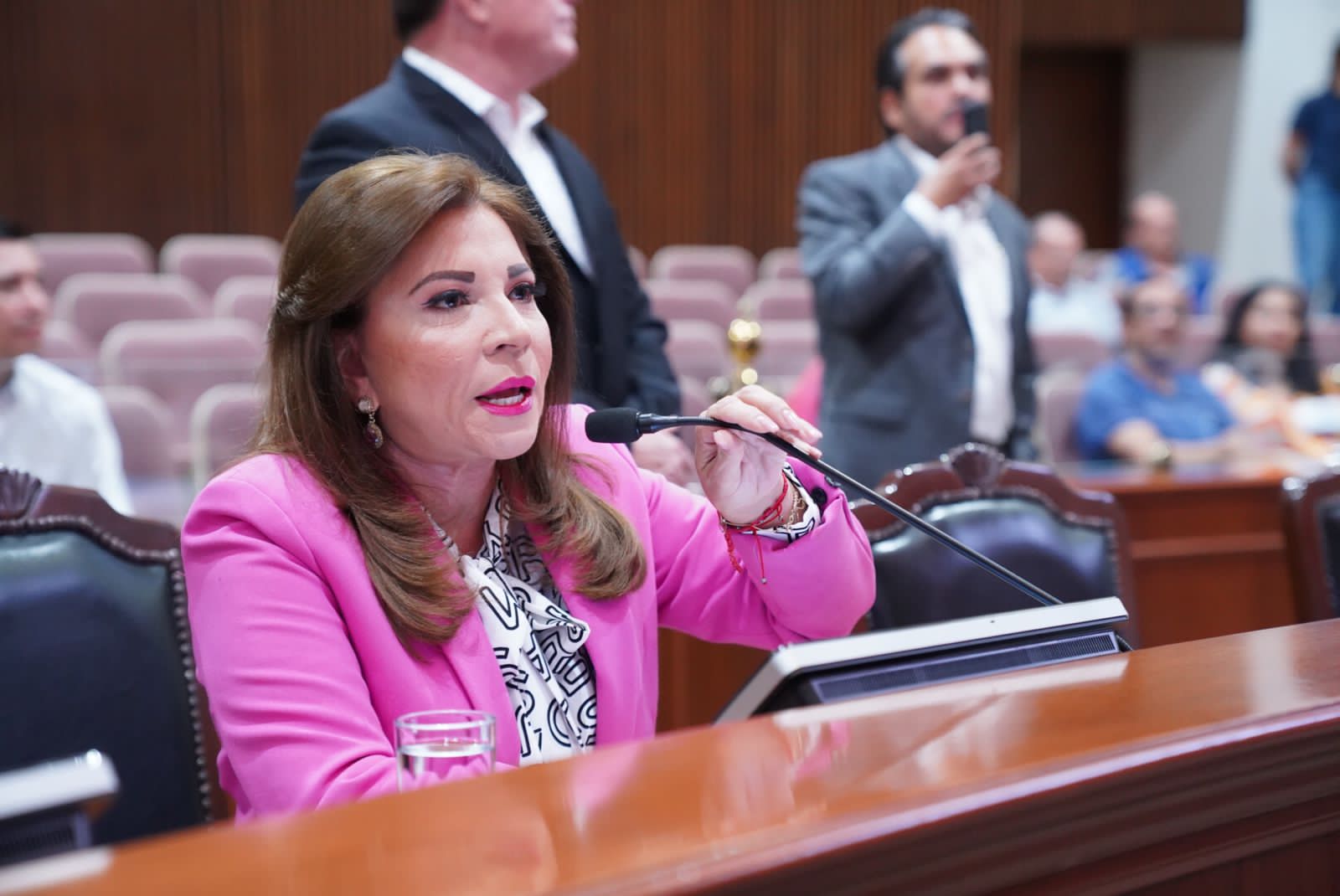 ¡Se hace oficial! Gloria Himelda Félix notifica al Congreso su separación del Grupo Parlamentario del PRI