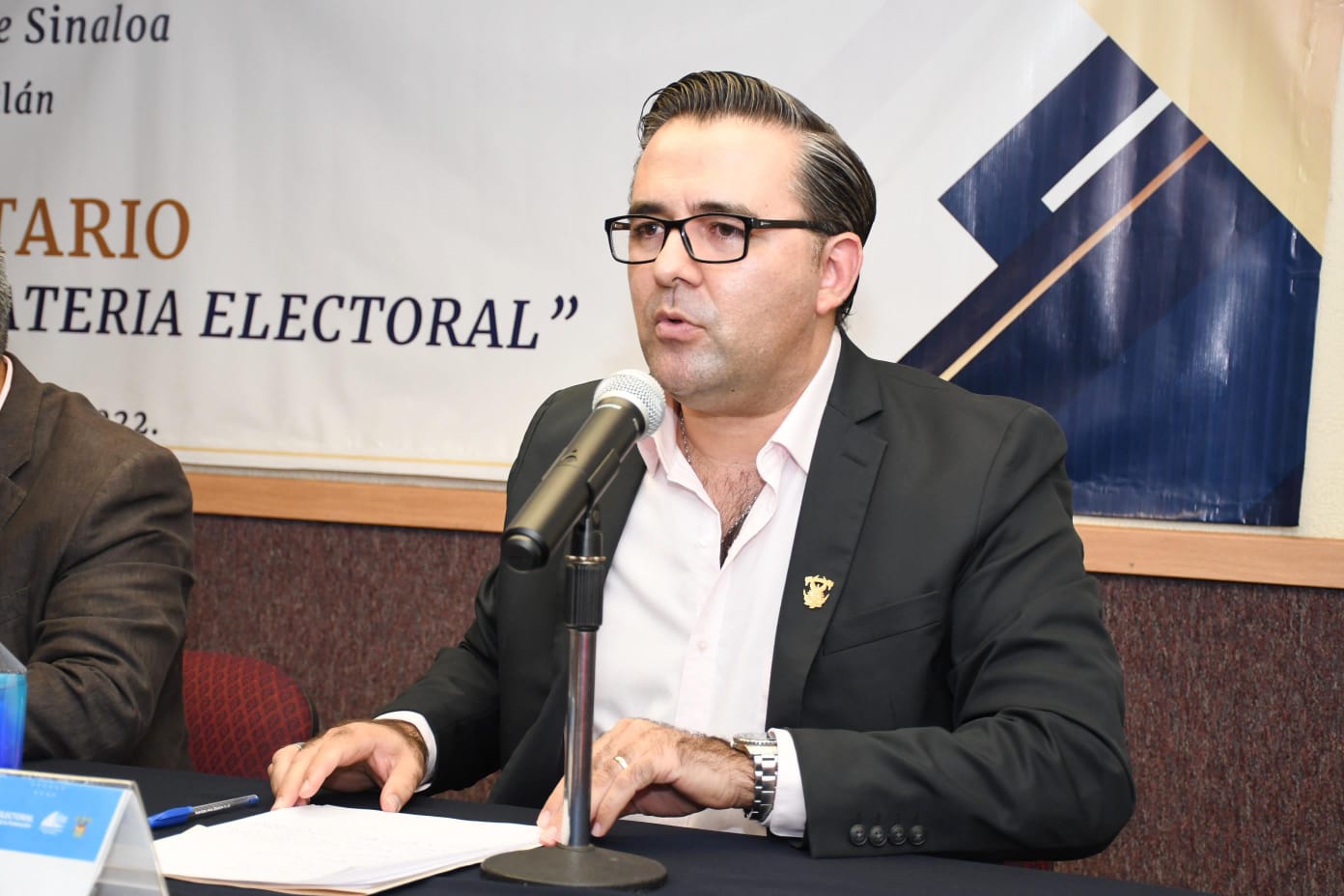 Jurídico de la UAS acusa al Congreso de contaminar proceso penal contra Madueña