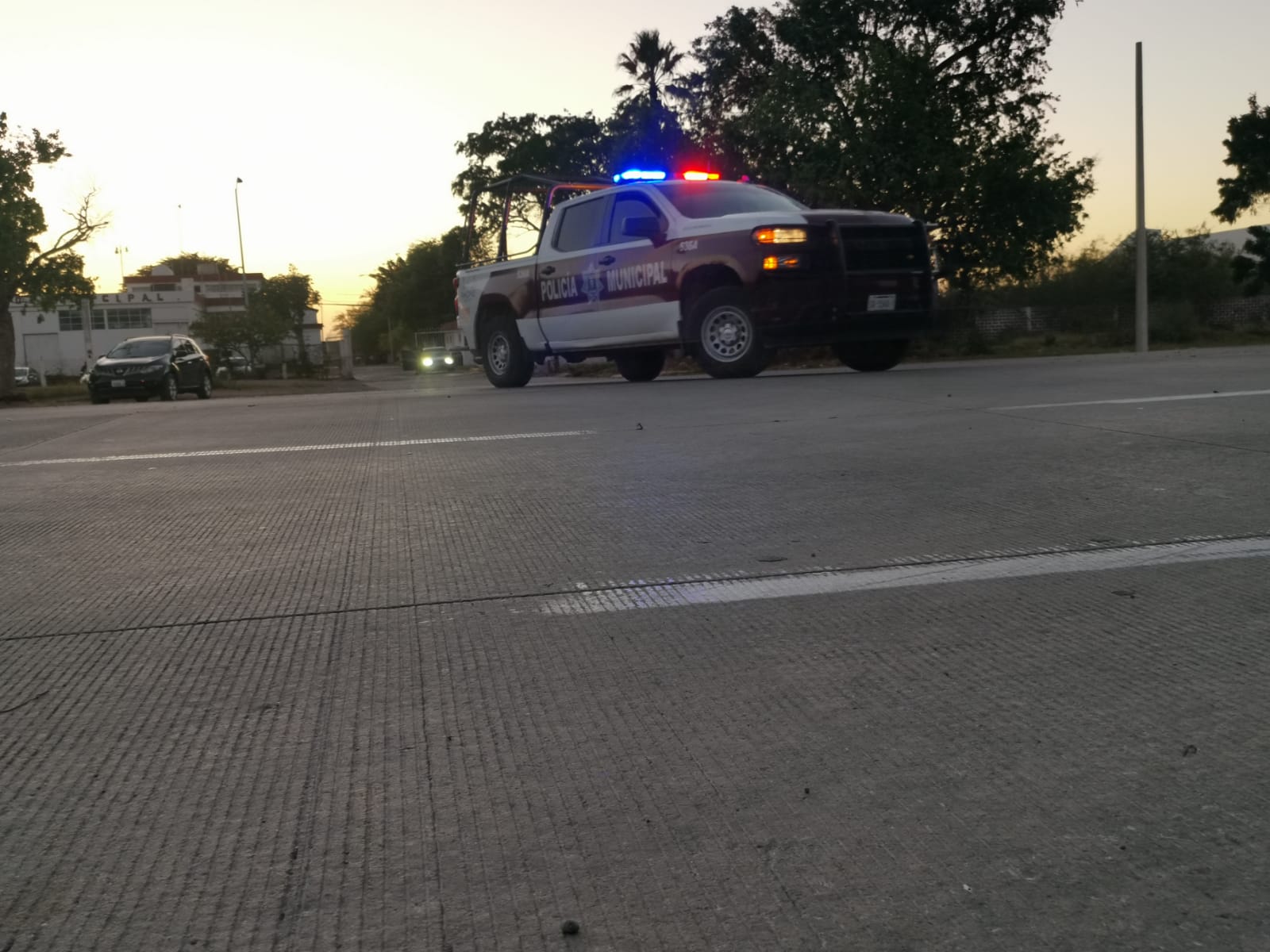 ¡Lo manda al hospital! Joven es golpeado con un vaso en la cara por su esposa, en Los Mochis