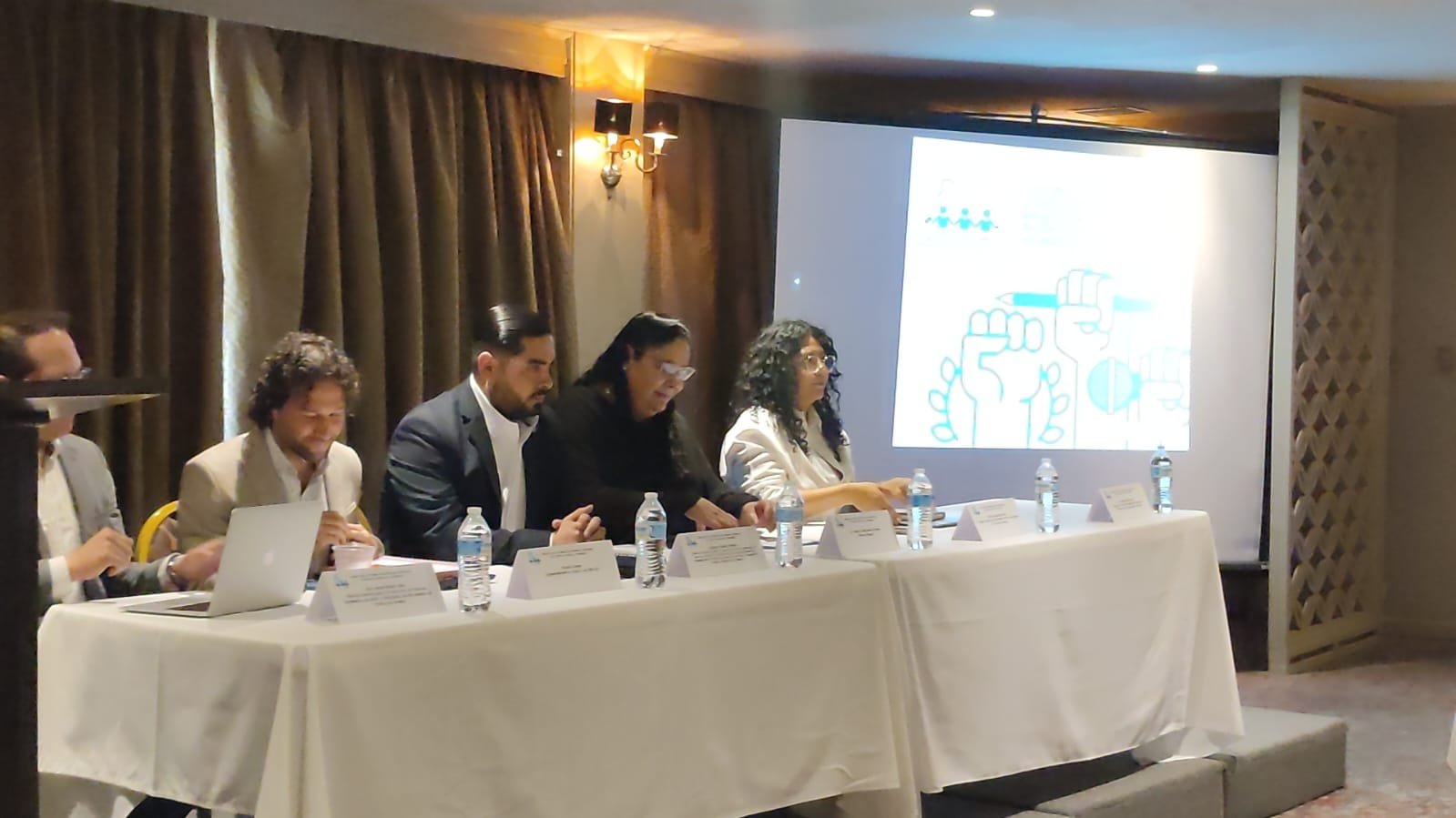 Suman 22 quejas de periodistas por ser agredidos, le siguen los defensores en lo que va del último año
