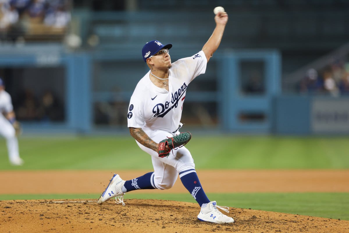 ¡Duelo mexicano! Julio Urías abrirá el domingo ante los Phillies y Taijuan Walker