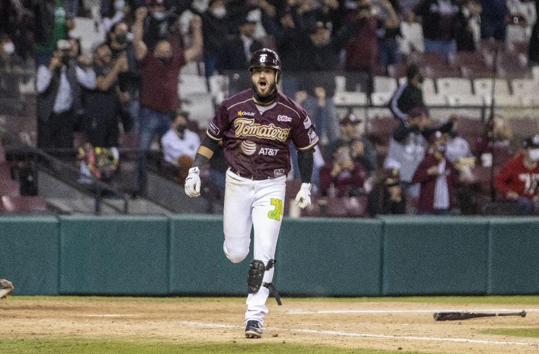 Michael Wing regresa a los Tomateros de Culiacán para la próxima temporada de la Liga Mexicana del Pacífico