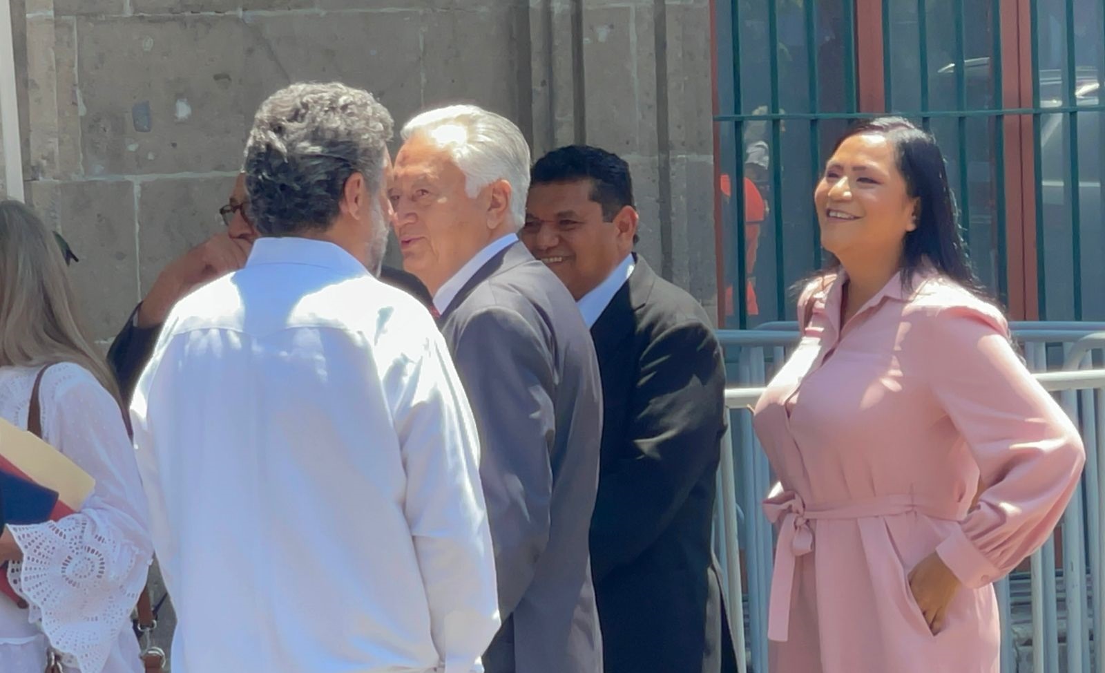 ¿Saldrán más destapados? Acuden a Palacio Nacional integrantes de gabinete del gobierno para cita con AMLO