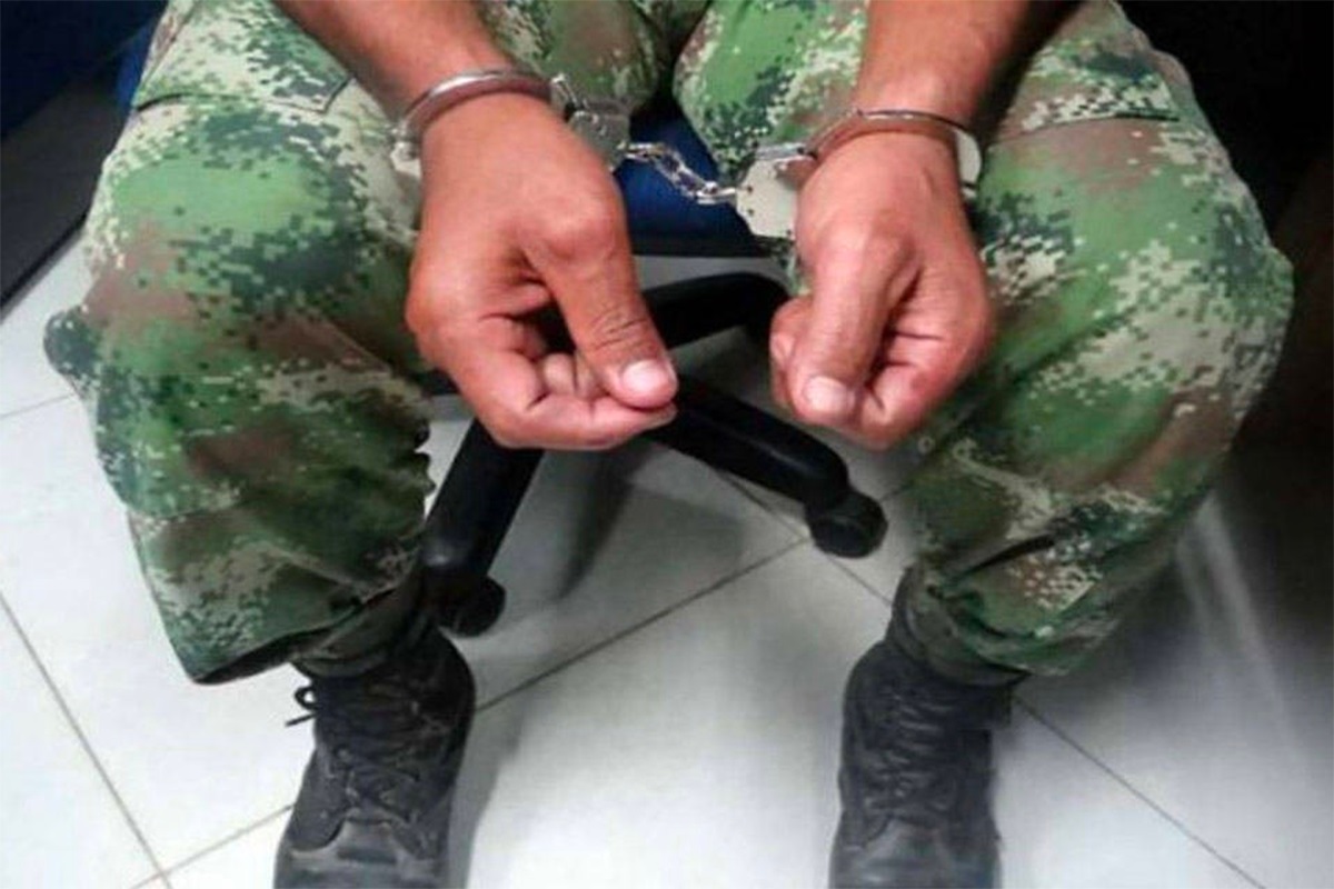 Logran 8 detenciones de las 16 órdenes de aprehensión contra militares vinculados al caso Ayotzinapa