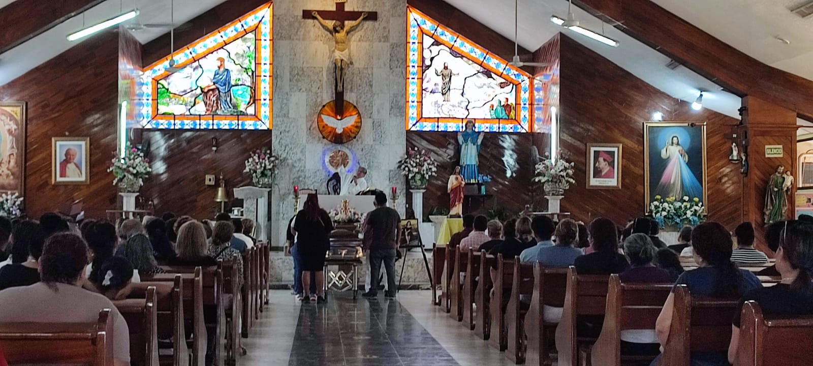 Sacerdote pide a familiares de Perla, la joven asesinada en minisuper de Mazatlán, perdonen al presunto homicida