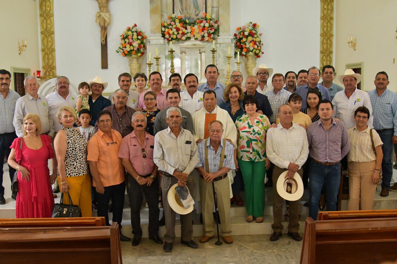 Agricultores celebran su día en Salvador Alvarado; piden por un buen temporal y una buena comercialización