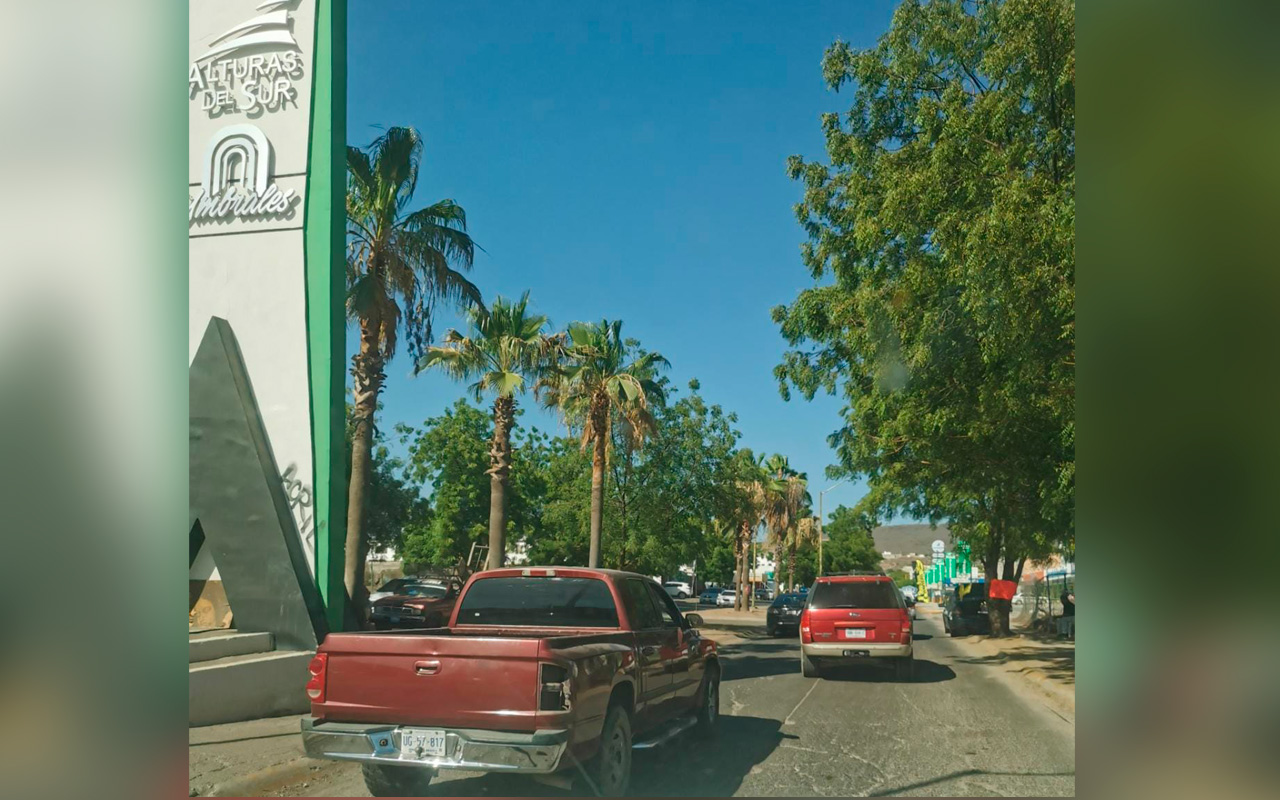 Mujer se resiste a asalto y es baleada por un sujeto armado en Alturas del Sur de Culiacán
