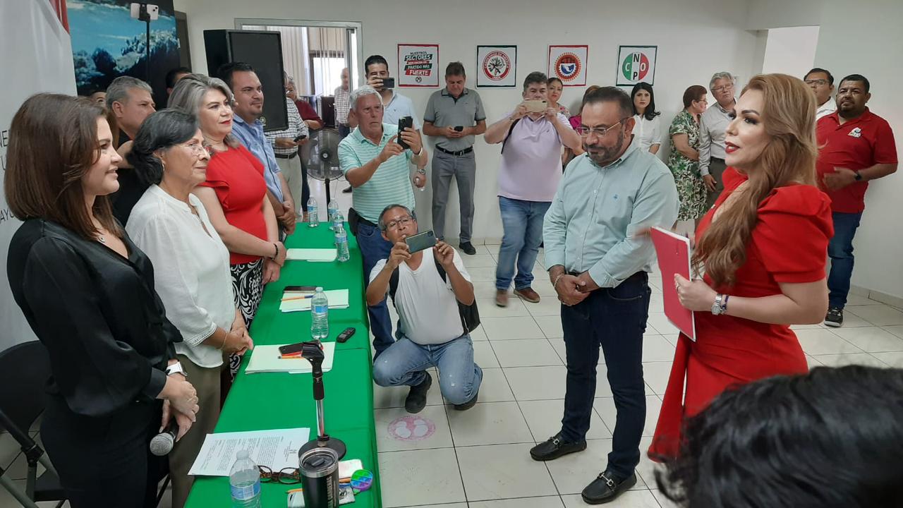 Descarta Nubia Ramos, por lo pronto, renunciar al PRI; aún lo sigue valorando