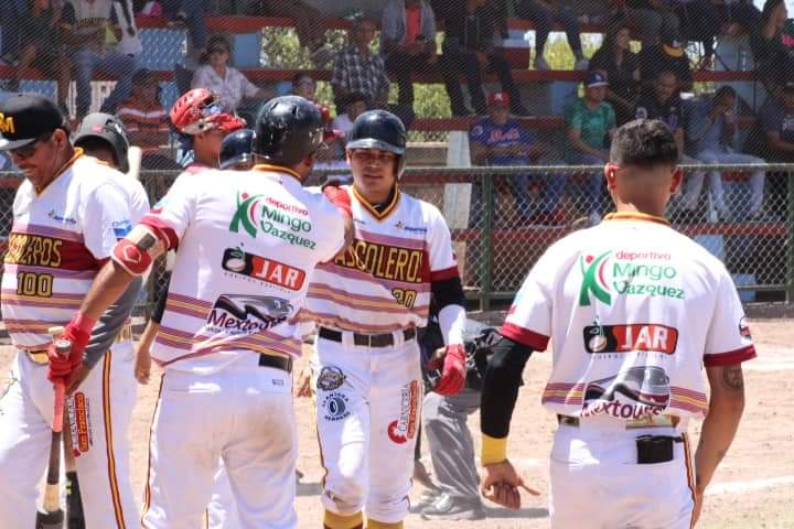 Las aguas volvieron a su nivel, Pascoleros de San Miguel barrio a domicilio en los playoff de la CGC