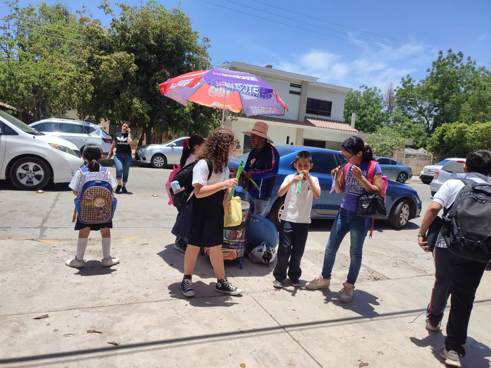 Pediatras avalan el adelanto de cierre del ciclo escolar; el calor ha aumentado diarreas en niños