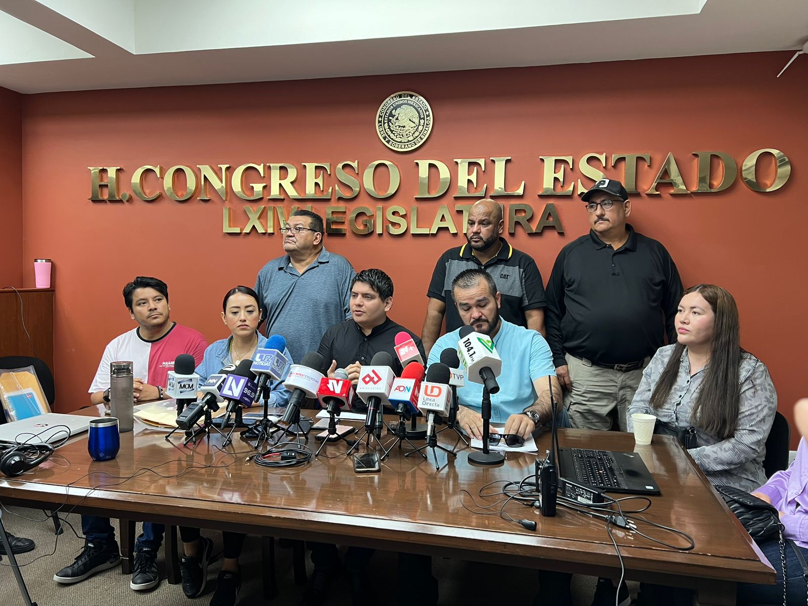 Peritos de la FGE mantienen esperanza de seguir recibiendo aumentos al salario; les hacen falta 2 mil 300
