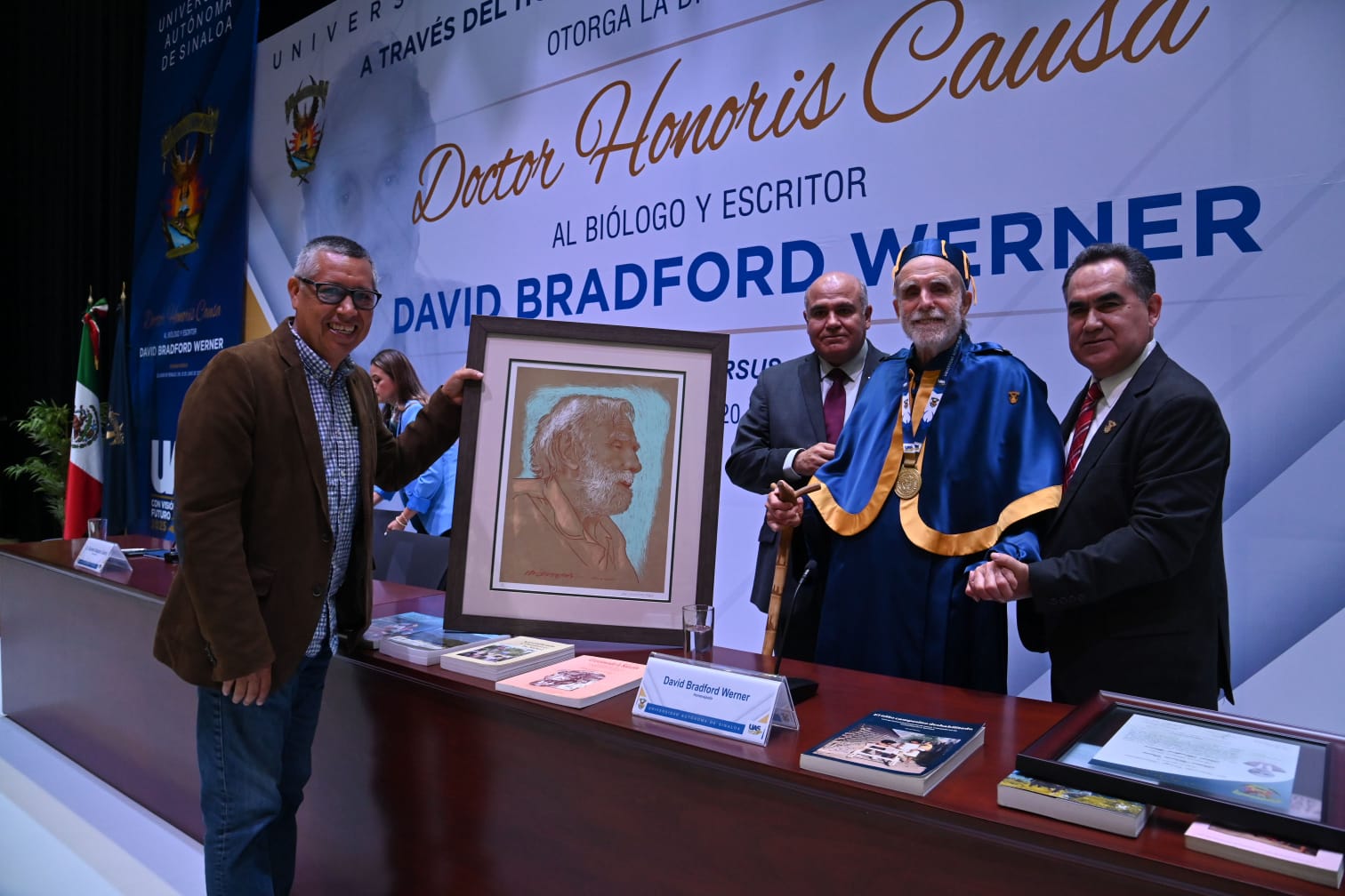 Por su destacada labor altruista y científica, UAS reconoce a David Werner como doctor honoris causa