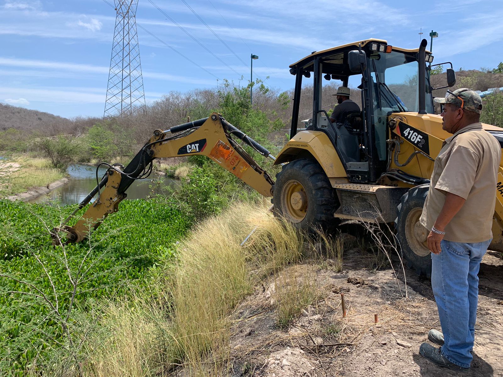 Previo a lluvias, implementan acciones para mayor fluidez de agua a Los Horcones en Mazatlán