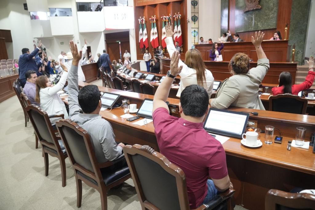 Reconocerán a empresarios exitosos en Premio al Mérito Juvenil que otorga el Congreso