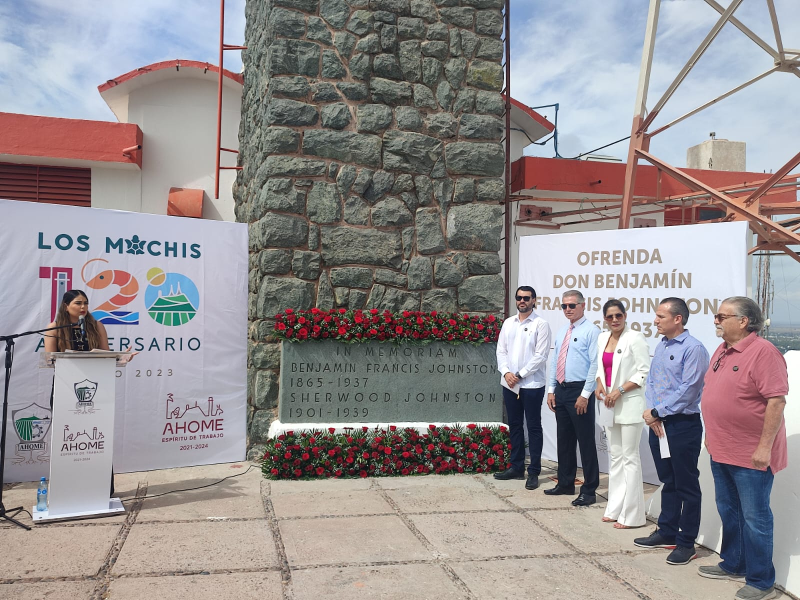 Rinde Ayuntamiento homenaje a Benjamín F. Johnston a 120 años de la fundación de Los Mochis